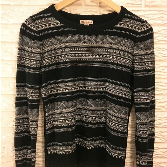 Black and White Patterned Sweater - Picture 2 of 5